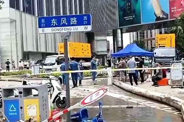 凯发在线登录官网-凯发(中国)排涝突击队在排涝现场
